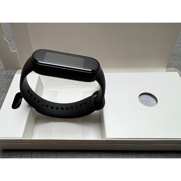 Bratara fitness Honor Band 6, Bluetooth 5.0, HR, Rezistenta la apa 5 ATM, Senzor SpO2 (Negru)